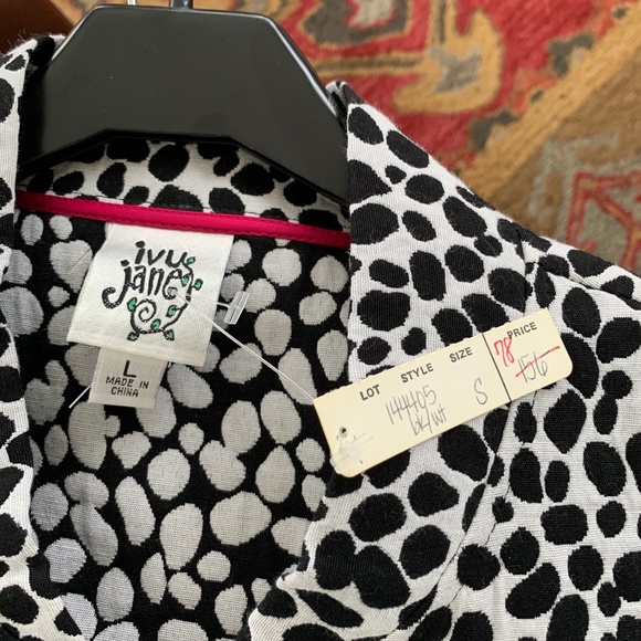 jacket - Picture 2 of 2